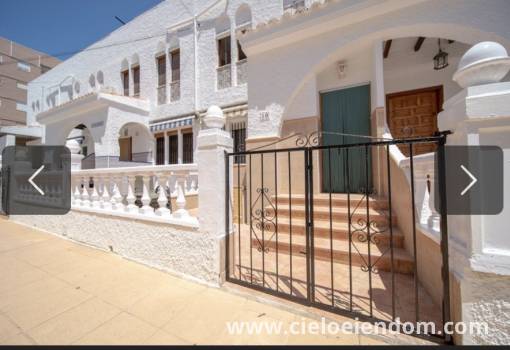 Townhouse - Sale - Torrevieja - Torrelamata - La Mata