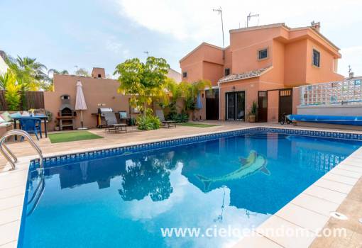 Villa - Brukt bolig - Torrevieja - Nueva Torrevieja - Aguas Nuevas